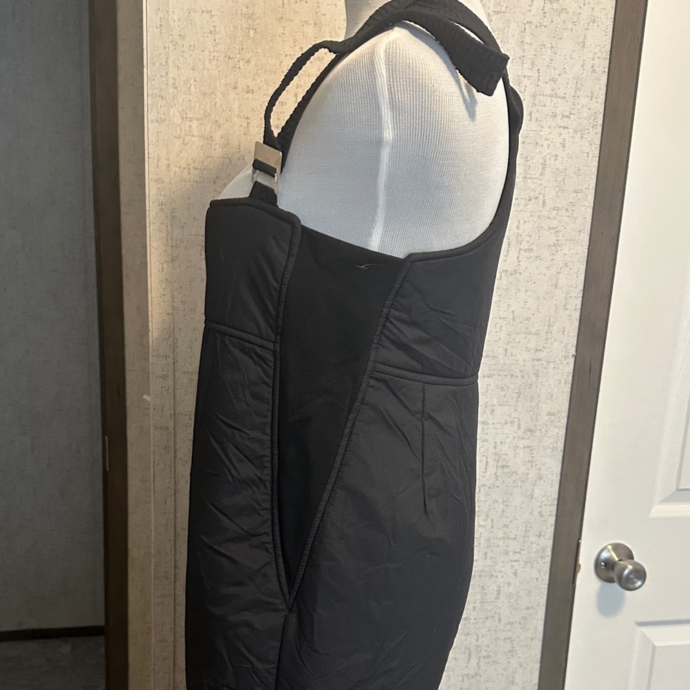 Herman's ski jumpsuit made in British crown colony of Hong Kong  men's large